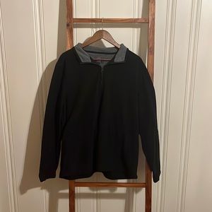 Men’s pullover- like new!